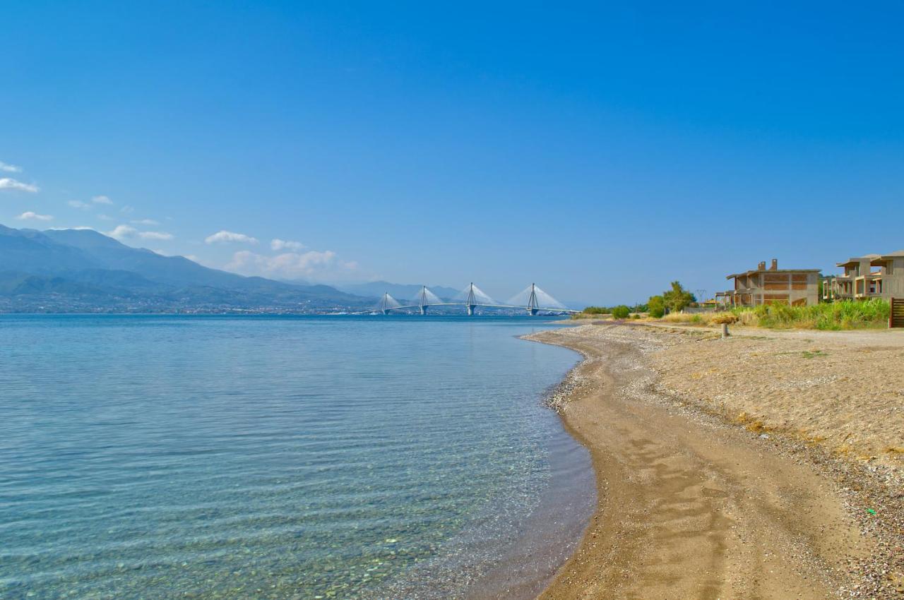 Epipleon Luxury Suites -104- Δωμάτιο 35Τμ Με Βεράντα 35Τμ Μπροστά Στη Θάλασσα Nafpaktos Luaran gambar